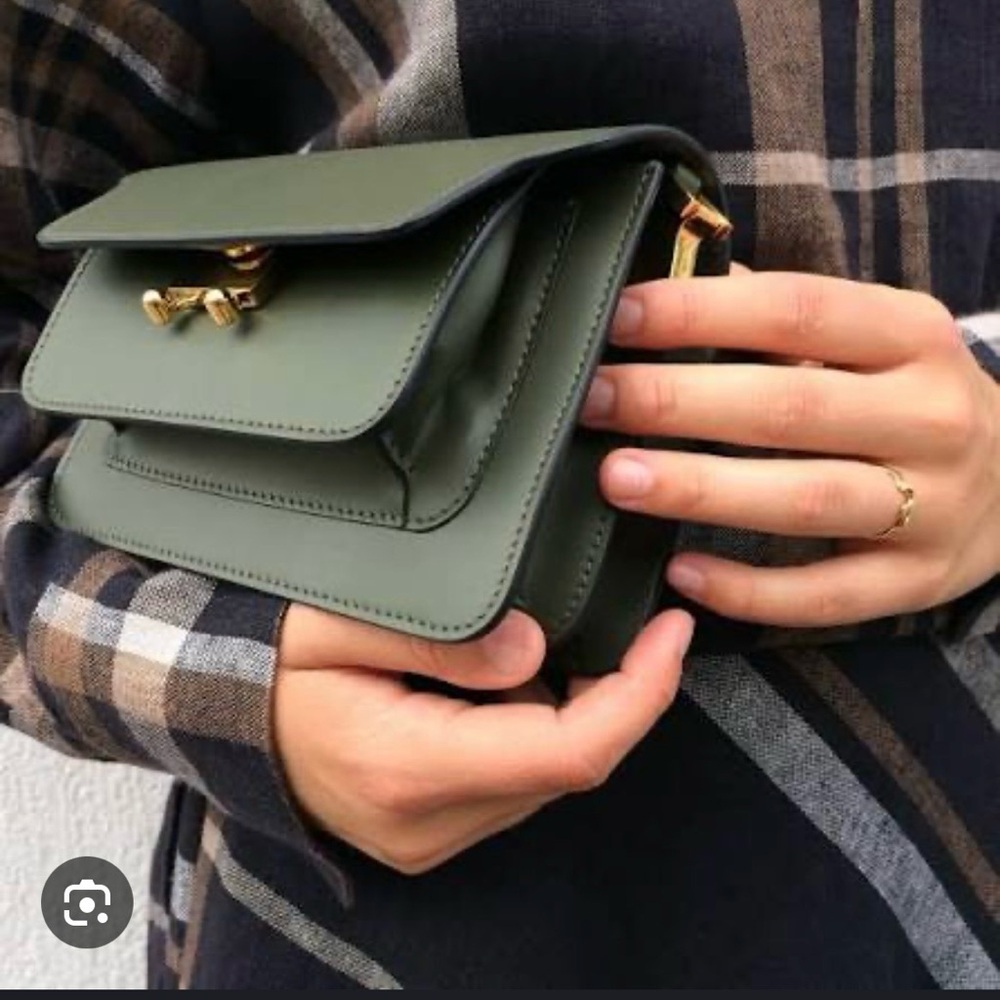 Classic Marni Medium Green Trunk Handbag Bag Purse